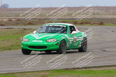 media/Jan-15-2023-CalClub SCCA (Sun) [[40bbac7715]]/Group 7/Qualifying (Sweeper)/